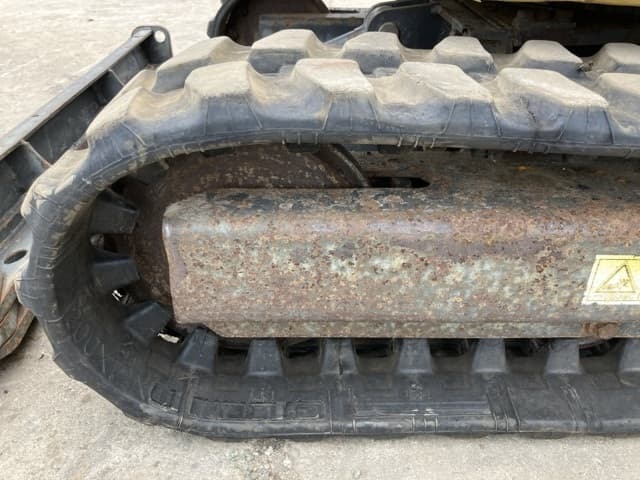 MINI EXCAVATOR — Auction (lot 8458-529)