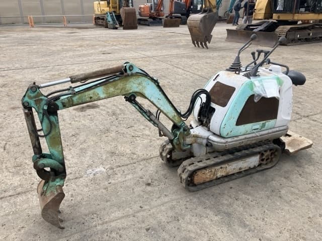 MINI EXCAVATOR — Auction (lot 8458-531)
