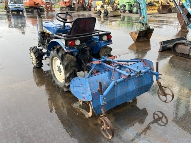 Tractor — Auction (lot 8458-53802)