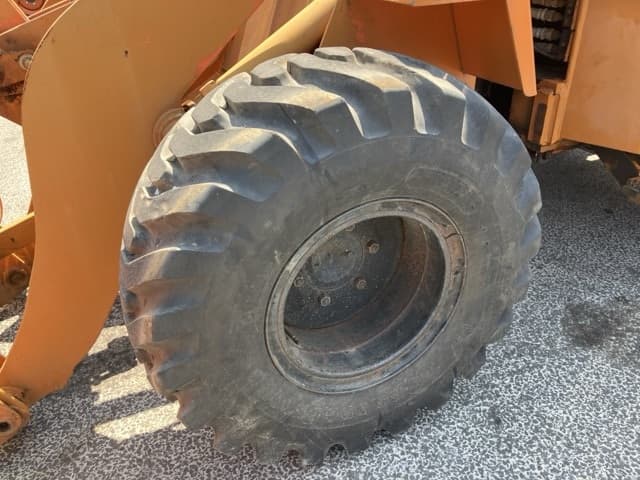 MINI WHEEL LOADER — Auction (lot 8458-54)