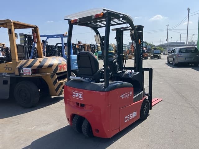 Battery Forklift — Auction (lot 8458-54002)
