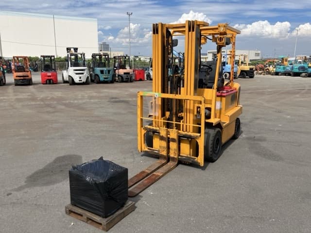 Battery Forklift — Auction (lot 8458-54004)