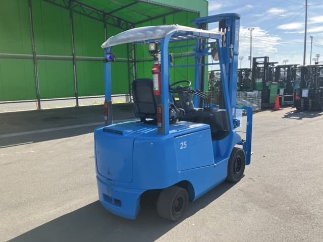 Battery Forklift — Auction (lot 8458-54007)