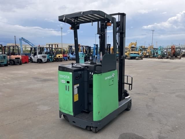 Reach Forklift — Auction (lot 8458-54008)
