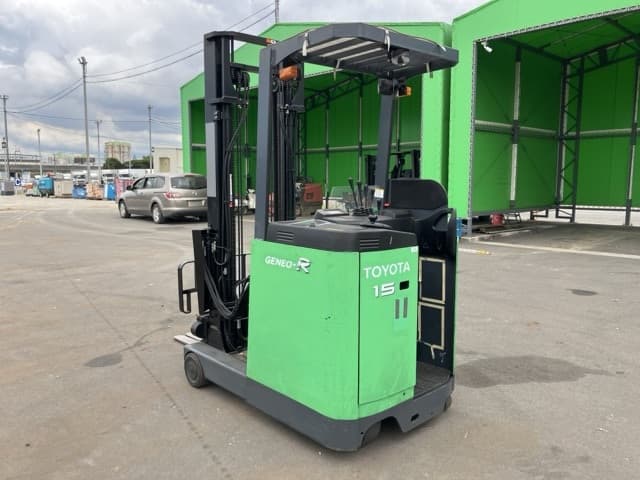 Reach Forklift — Auction (lot 8458-54008)