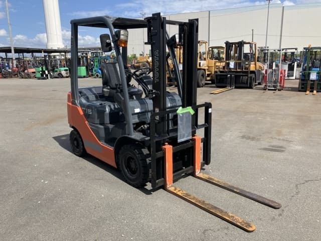 Forklift — Auction (lot 8458-54010)