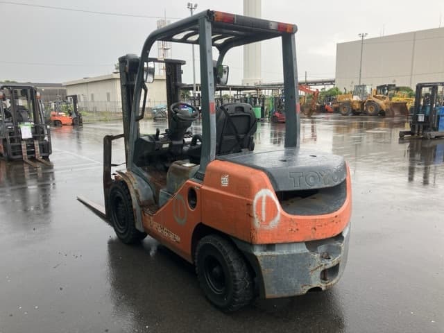 Forklift — Auction (lot 8458-54015)
