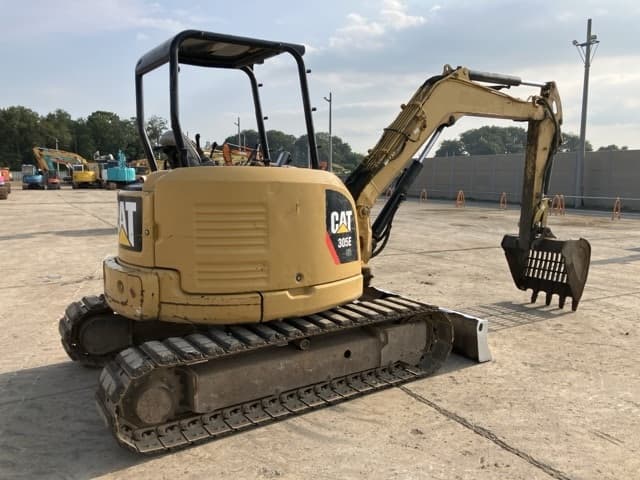 MINI EXCAVATOR — Auction (lot 8458-55)