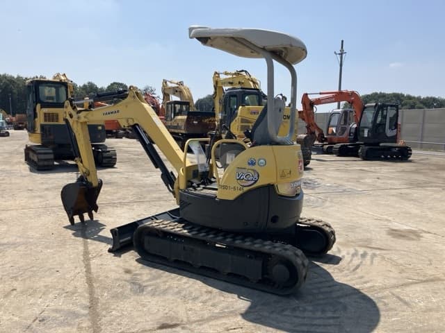 MINI EXCAVATOR — Auction (lot 8458-57)
