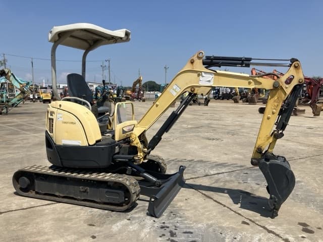 MINI EXCAVATOR — Auction (lot 8458-58)