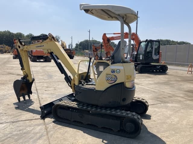MINI EXCAVATOR — Auction (lot 8458-58)