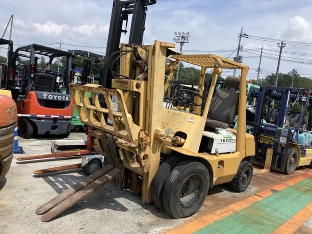 Forklift — Auction (lot 8458-5805)