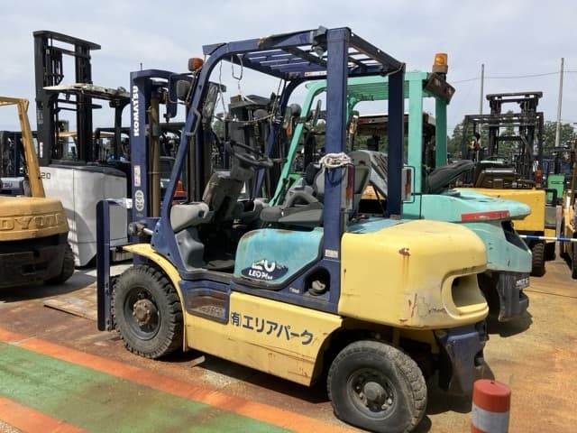 Forklift — Auction (lot 8458-5806)