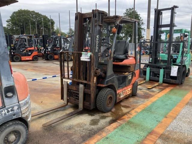 Battery Forklift — Auction (lot 8458-5809)