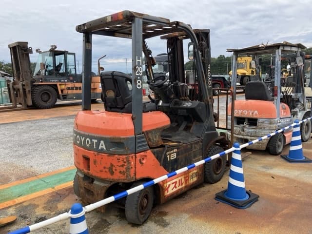 Battery Forklift — Auction (lot 8458-5809)