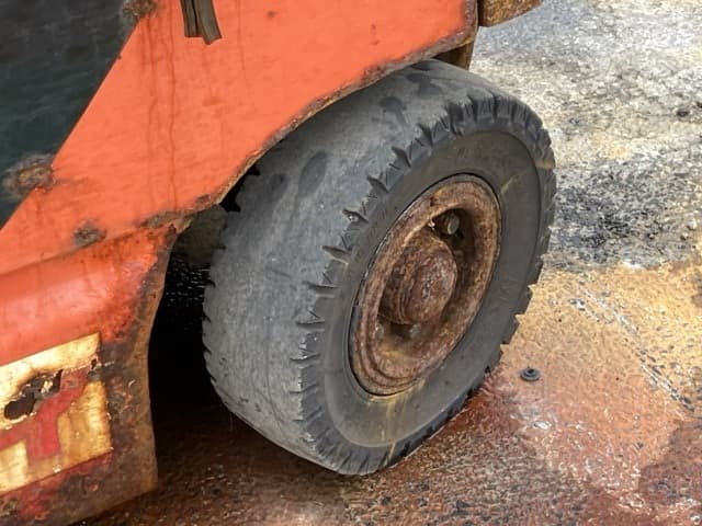 Battery Forklift — Auction (lot 8458-5809)
