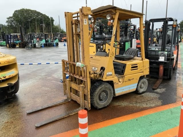 Forklift — Auction (lot 8458-5811)