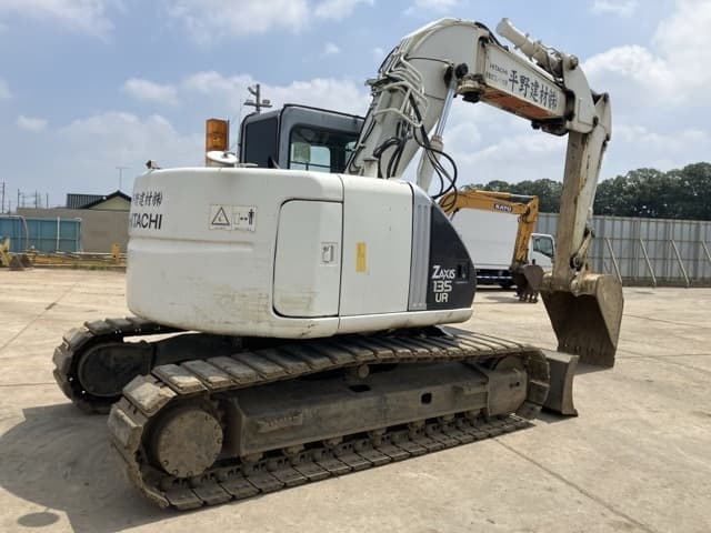 EXCAVATOR — Auction (lot 8458-6)