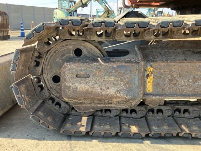 EXCAVATOR — Auction (lot 8458-60)