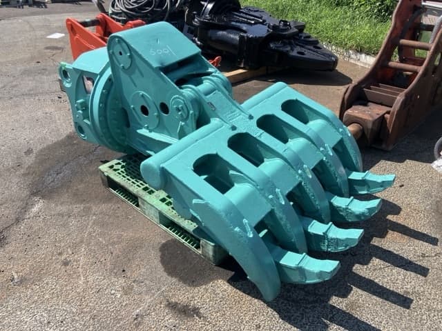 ROTATING HYDRAULIC FORK — Auction (lot 8458-6001)
