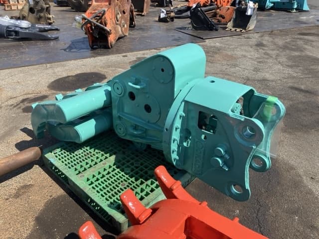 ROTATING HYDRAULIC FORK — Auction (lot 8458-6001)