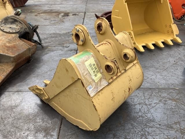 CONSTRUCTION BUCKET — Auction (lot 8458-6004)