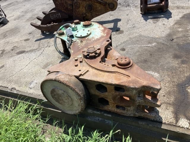CONCRETE PULVERIZER — Auction (lot 8458-6008)