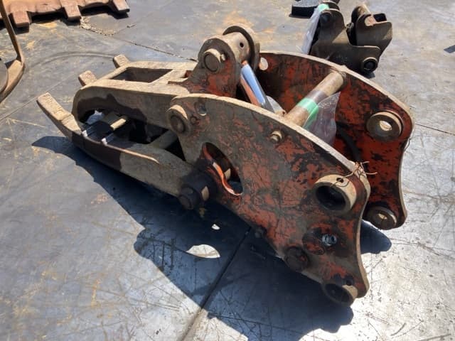 HYDRAULIC FORK — Auction (lot 8458-6012)