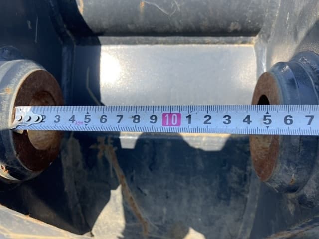 CONSTRUCTION BUCKET — Auction (lot 8458-6014)