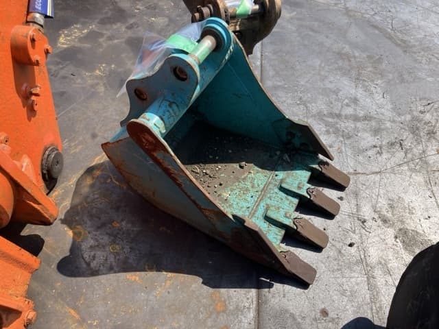 CONSTRUCTION BUCKET — Auction (lot 8458-6016)
