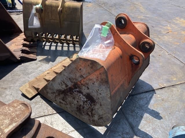 SKELETON BUCKET — Auction (lot 8458-6025)