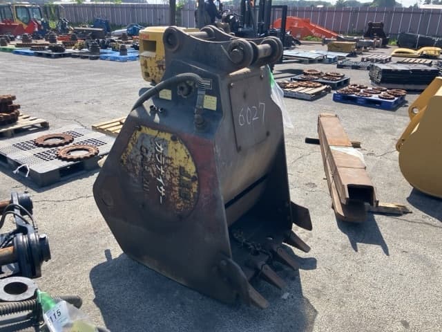 BUCKET CRUSHER — Auction (lot 8458-6027)
