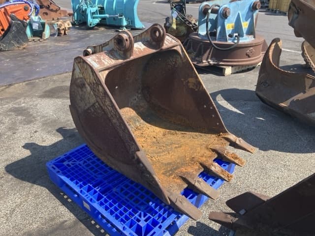 CONSTRUCTION BUCKET — Auction (lot 8458-6028)