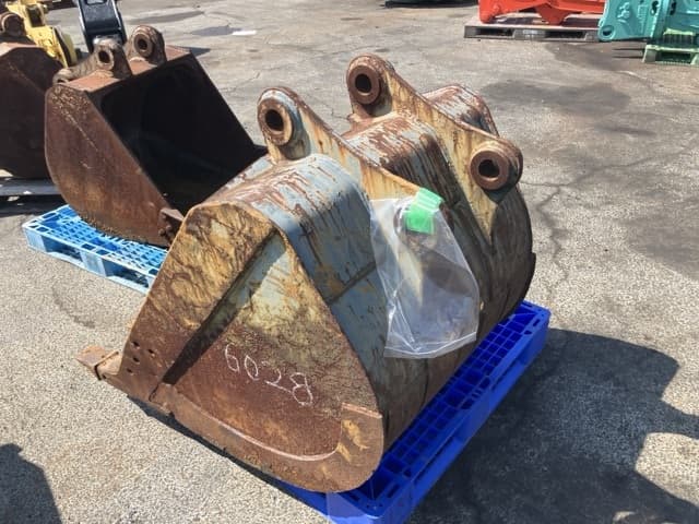 CONSTRUCTION BUCKET — Auction (lot 8458-6028)