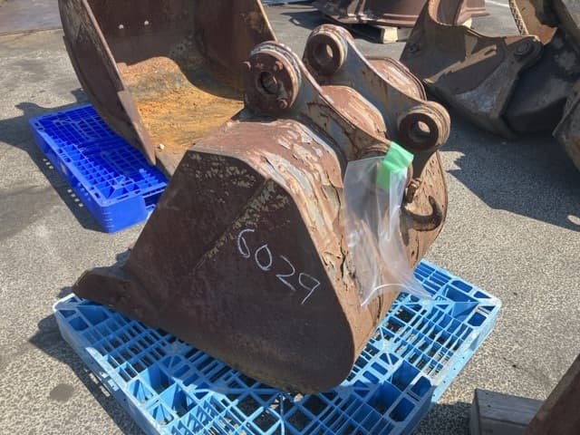 CONSTRUCTION BUCKET — Auction (lot 8458-6029)