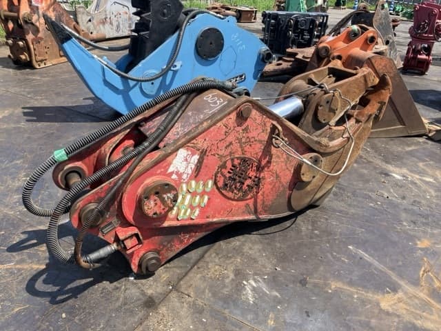 CONCRETE PULVERIZER — Auction (lot 8458-6031)