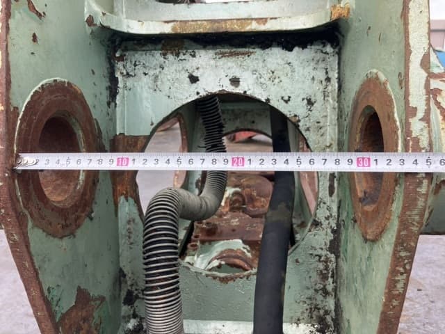 BREAKER — Auction (lot 8458-6038)