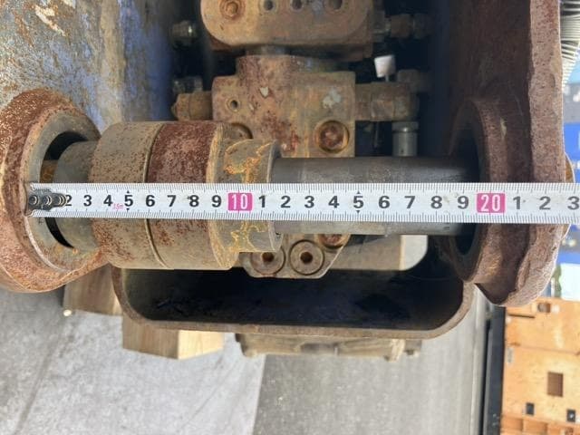 ROTATING HYDRAULIC FORK — Auction (lot 8458-6042)