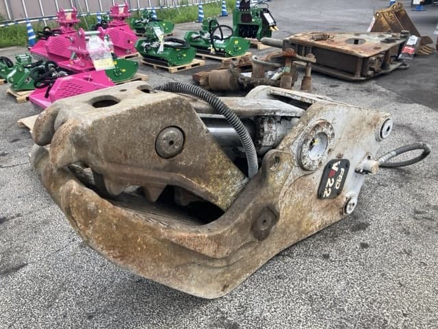 CONCRETE PULVERIZER — Auction (lot 8458-6048)