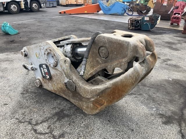CONCRETE PULVERIZER — Auction (lot 8458-6048)