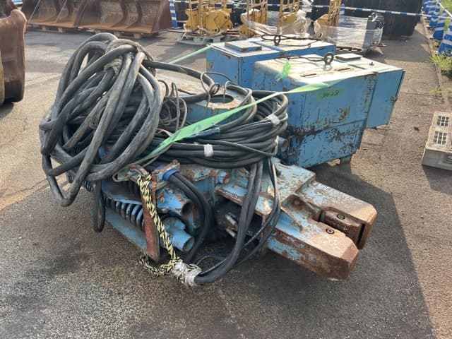 VIBRO — Auction (lot 8458-6082)