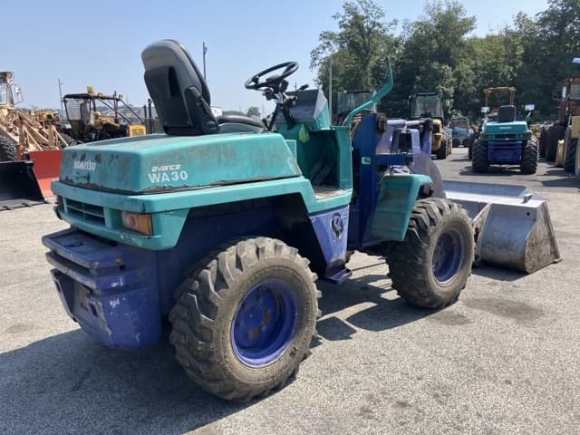 MINI WHEEL LOADER — Auction (lot 8458-65)