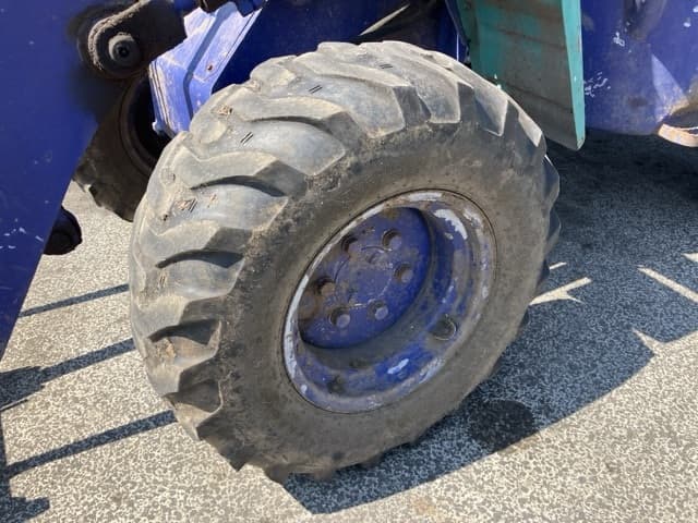 MINI WHEEL LOADER — Auction (lot 8458-65)