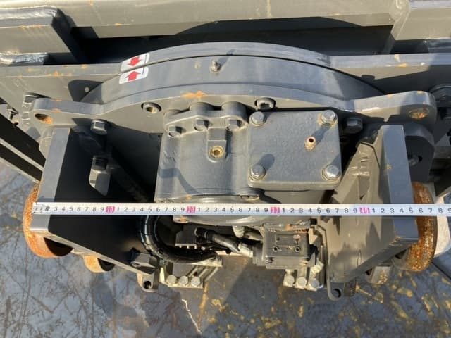 ROTATING FORKS — Auction (lot 8458-6501)