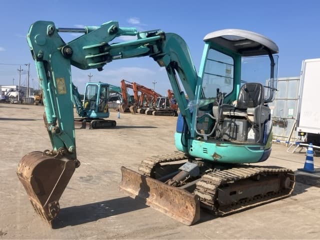 MINI EXCAVATOR — Auction (lot 8458-69)