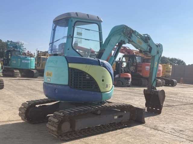MINI EXCAVATOR — Auction (lot 8458-69)