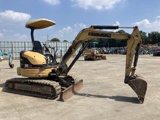 MINI EXCAVATOR — Auction (lot 8458-7)