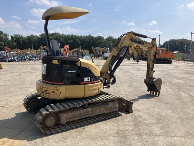 MINI EXCAVATOR — Auction (lot 8458-7)