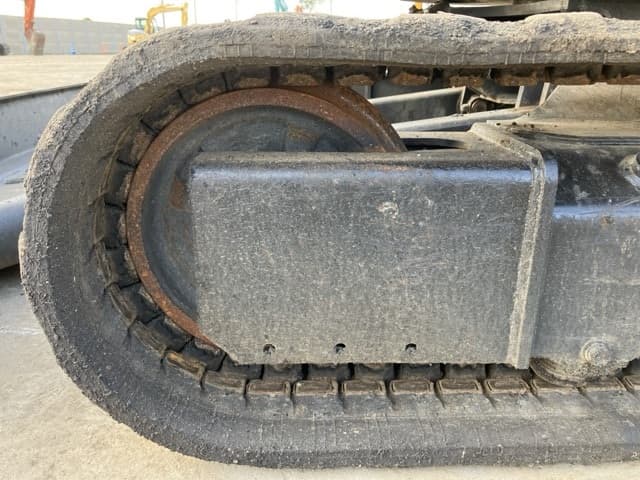 MINI EXCAVATOR — Auction (lot 8458-70)