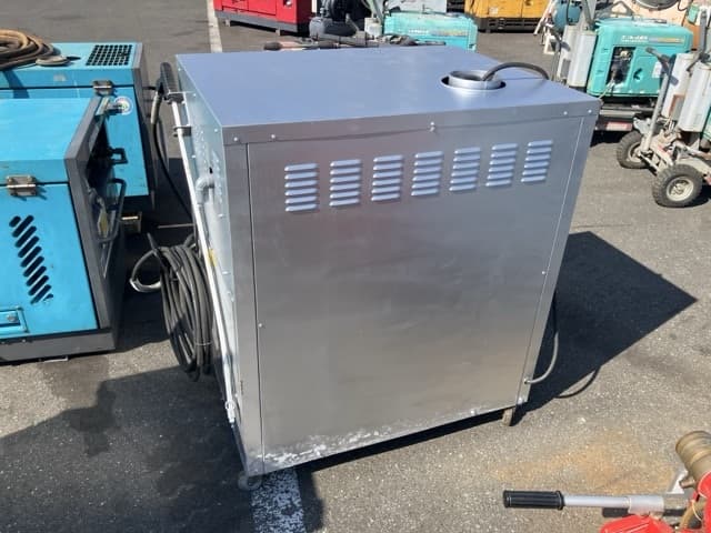HIGH PRESSURE WASHING MACHINE — Auction (lot 8458-7018)